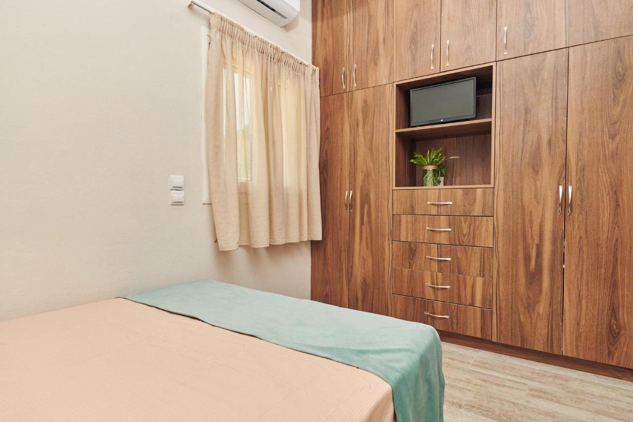 Pelagaki Sunrise Apartments Orthoniai Ngoại thất bức ảnh